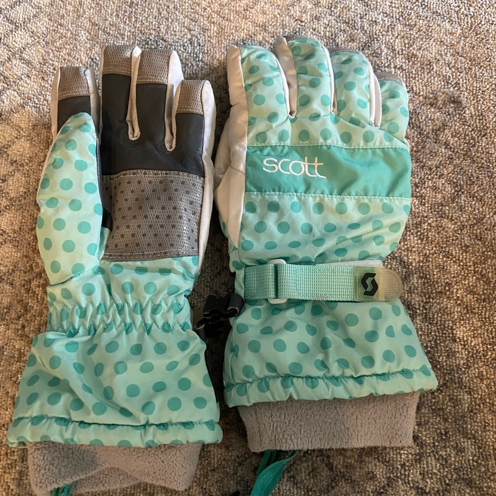 Ski gloves
